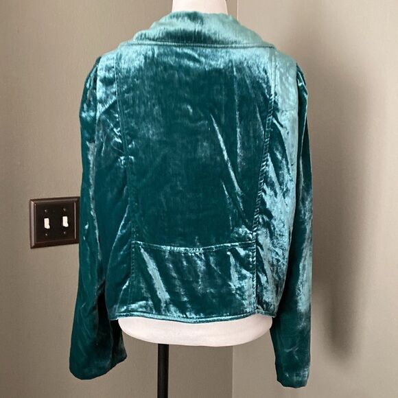 Torrid NWT Botanical Garden Teal Blue Velvet Moto Jacket - Picture 9 of 14